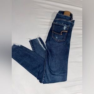 Authentic American Eagle ripped jeans size 2